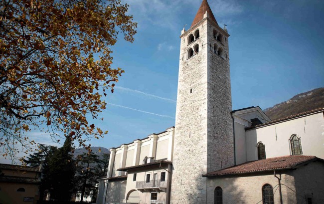 Edifici religiosi Chiesa Arcipretale S.Stefano a Mori 15