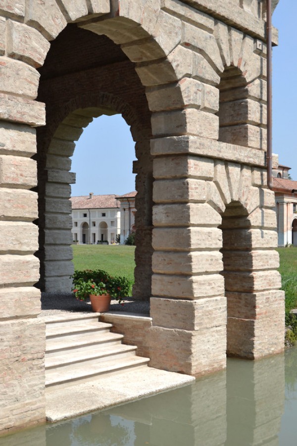 Ville e residenze Corte Spinosa a Porto Mantovano 7