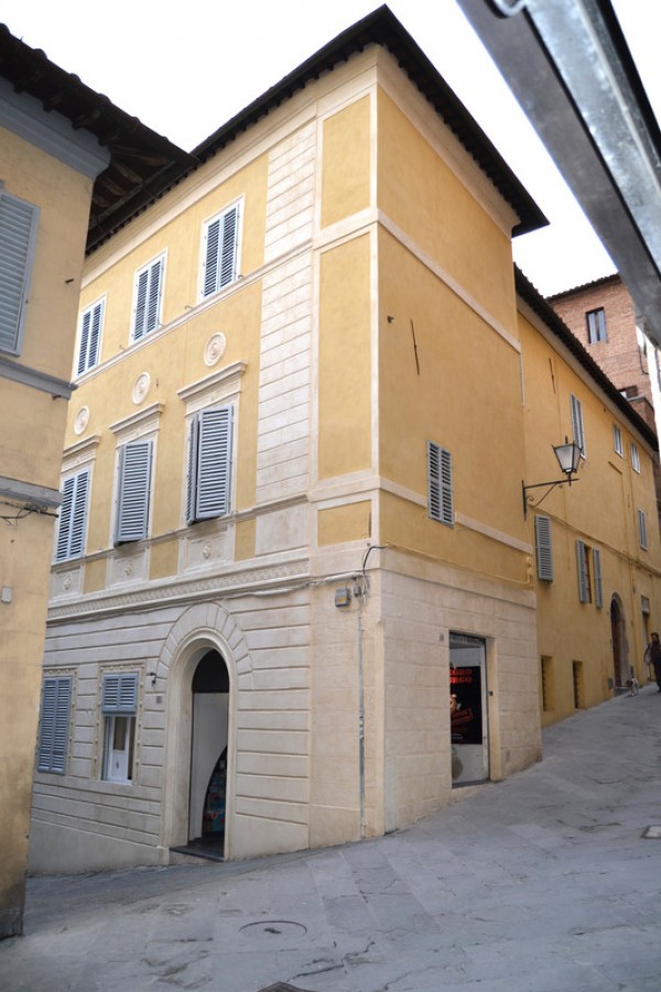 Palazzi Palazzo Costa Incrociata a Siena 4