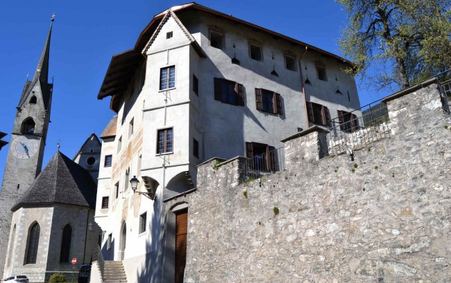 Palazzi Palazzo delle miniere a Fiera di Primiero 4