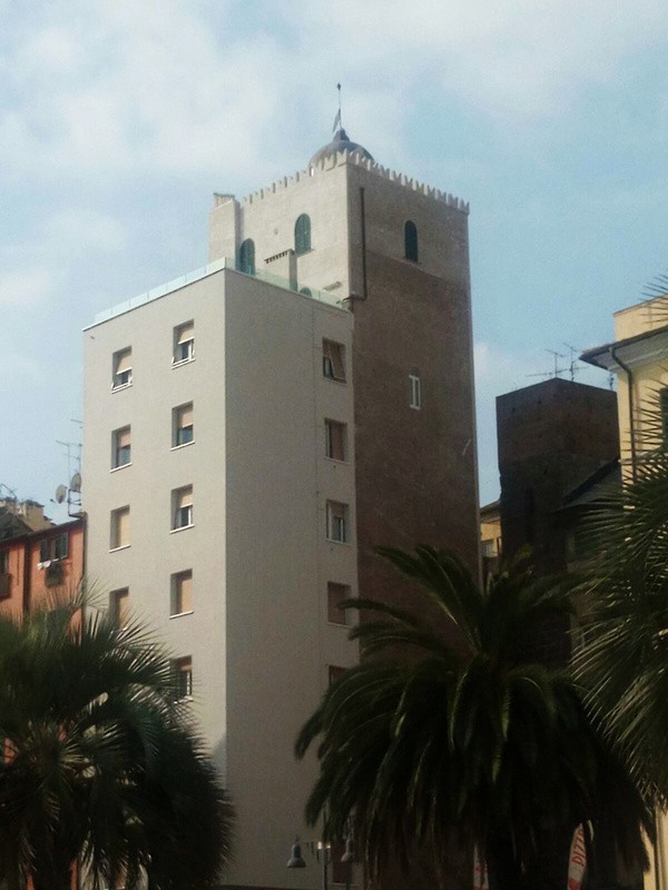 Fortificazioni Torre Ghibellina a Savona 2