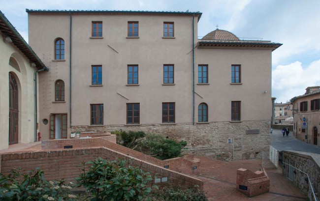 Edifici Pubblici Vecchio Ospedale Volterra a Volterra 3