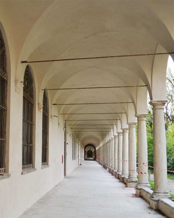 Kloster Certosa Reale - Restaurierung Innen- und Aussenbereich