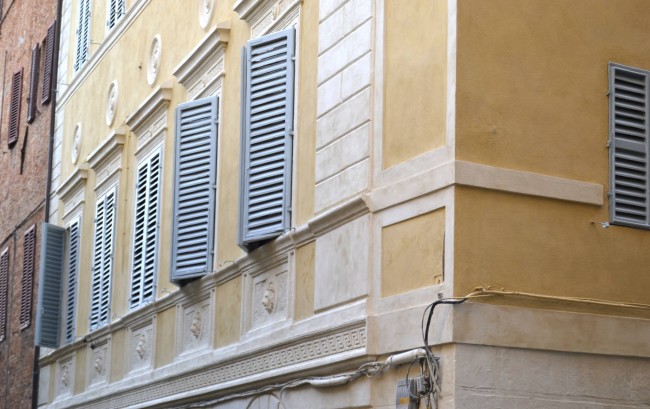 Palazzo Costa dell'Incrociata